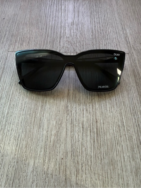 Quay Australia Accessories - quay australia confidential black oversized bold Polarized cat eye sunglasses